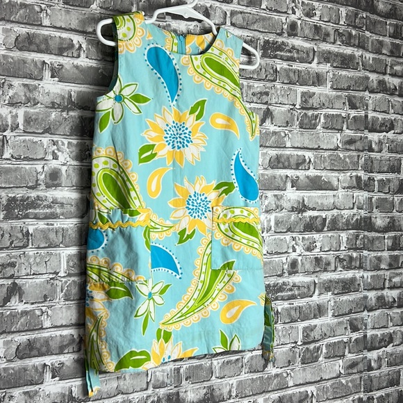 Lilly Pulitzer - Picture 2 of 6